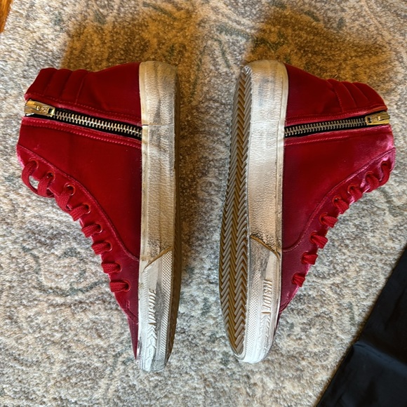 New Box never worn Golden Goose Red Velvet slides! - Picture 4 of 6